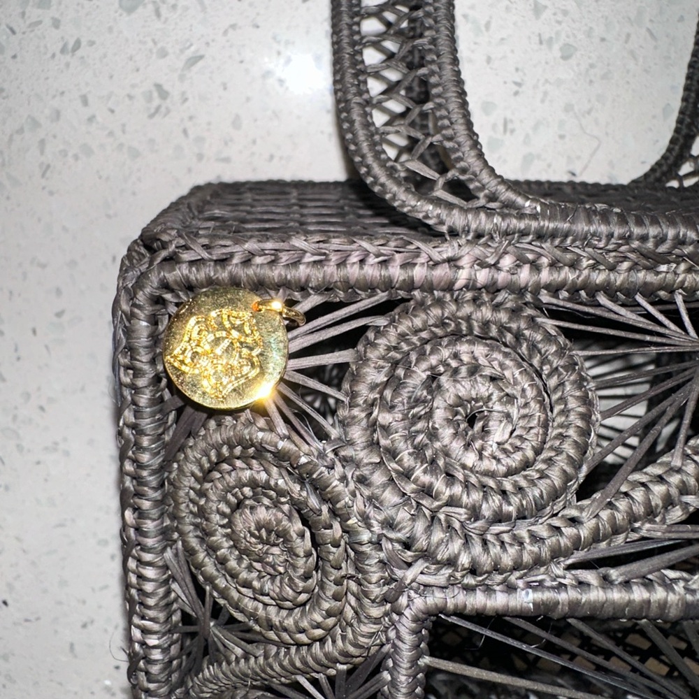 Apaya Cofre Black Woven Mini Tote Bag 🖤 - Picture 11 of 11